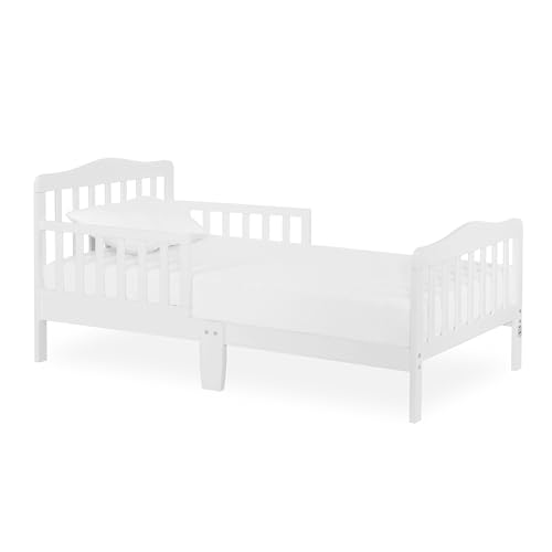 Dream On Me Classic Design Toddler Bed In White, Greenguard Gold And JPMA Certified, Low To Floor Design, Two Side Safety rails, Non-Toxic Finishes, Wooden Nursery Furniture