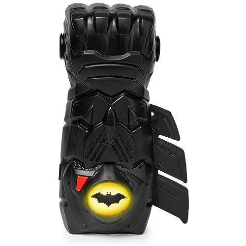 Batman, Interactive Gauntlet with Over 15 Phrases and Sounds, Kids Toys for Boys Aged 4 and Up