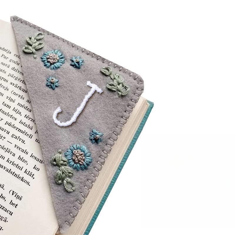 MOTEERLLU Personalized Hand Embroidered Corner Bookmark,Felt Triangle Page Stitched Handmade Bookmark,Unique Cute Flower Letter Embroidery Bookmarks Accessories for Book Lovers